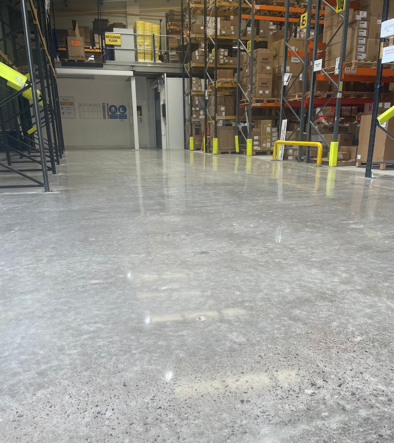 Industrial polished concrete high gloss — manufacturing facility