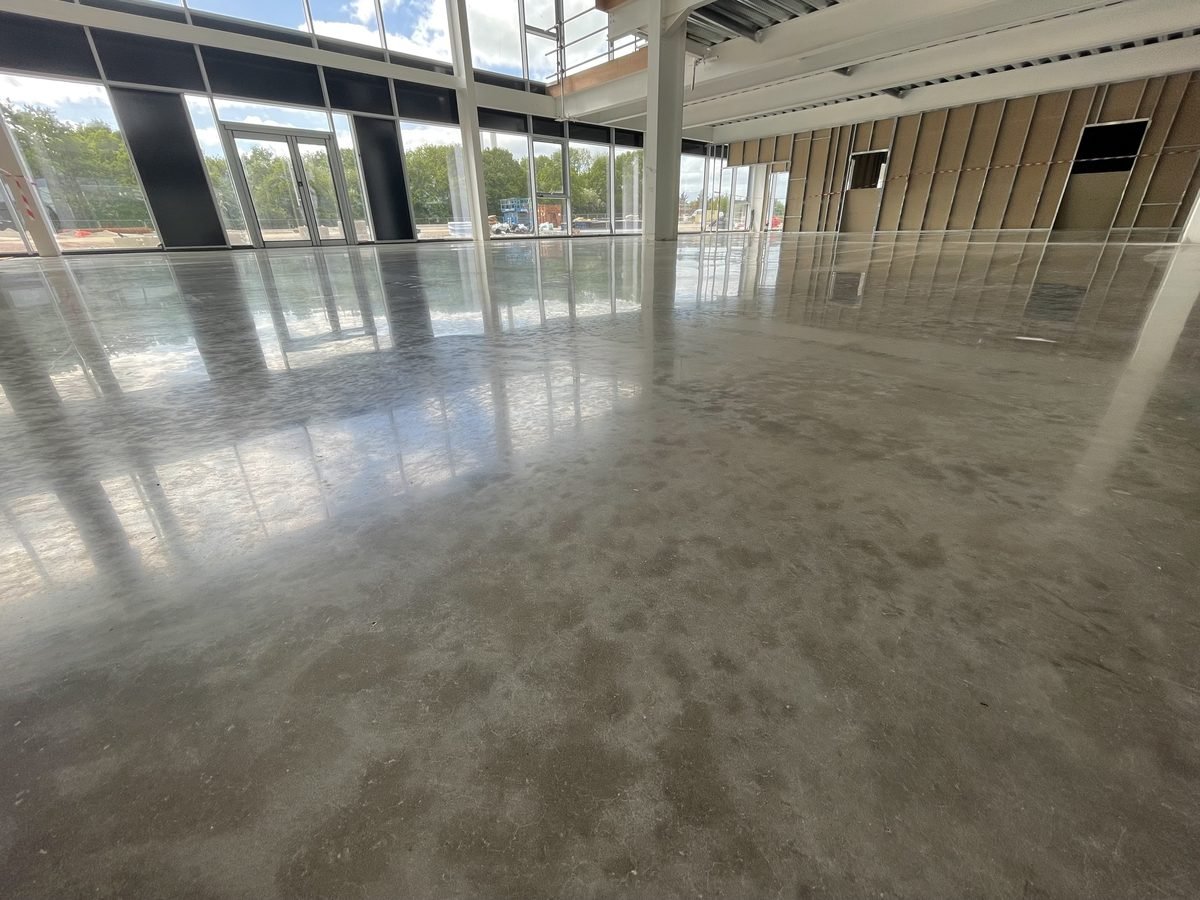 Commercial polished concrete - dark finish bar and restaurant floor
