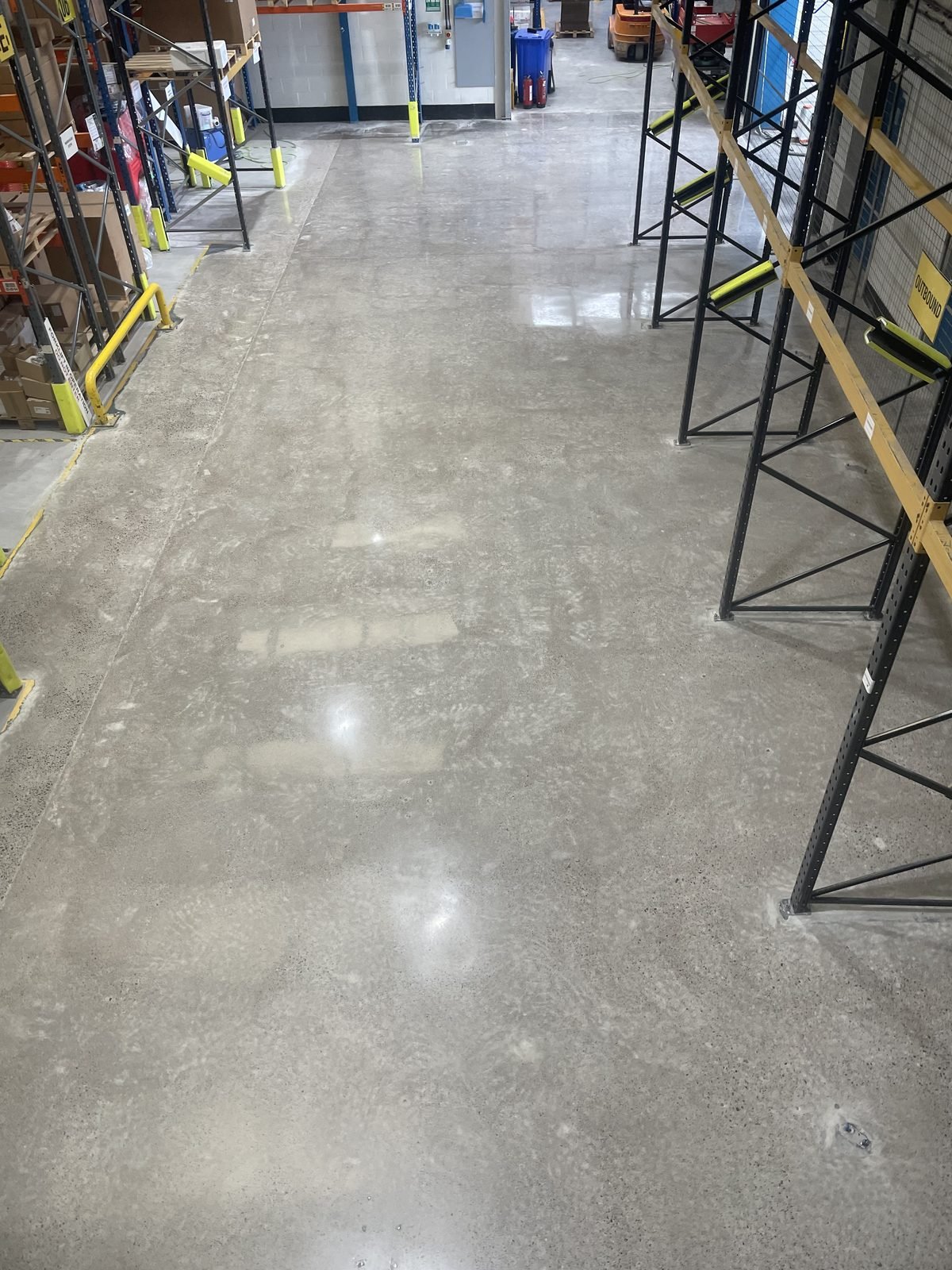 Industrial polished concrete floor - logistics and distribution centre UK