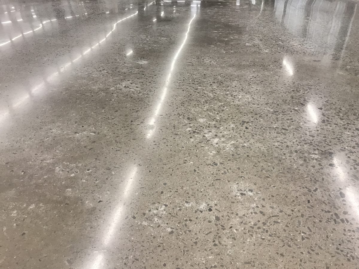 Industrial polished concrete high gloss - large warehouse floor UK