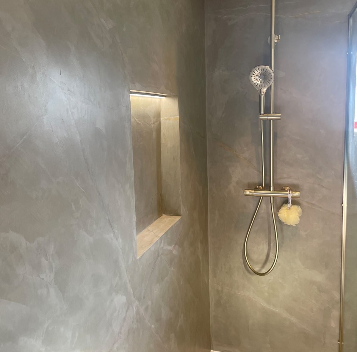 Microcement sink and wall panels - seamless bathroom finish